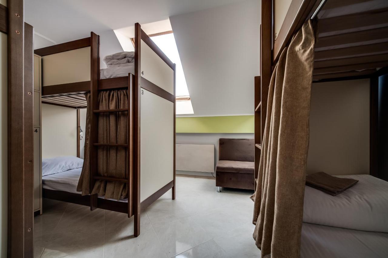 Ostriv Hostel Λβιβ Εξωτερικό φωτογραφία