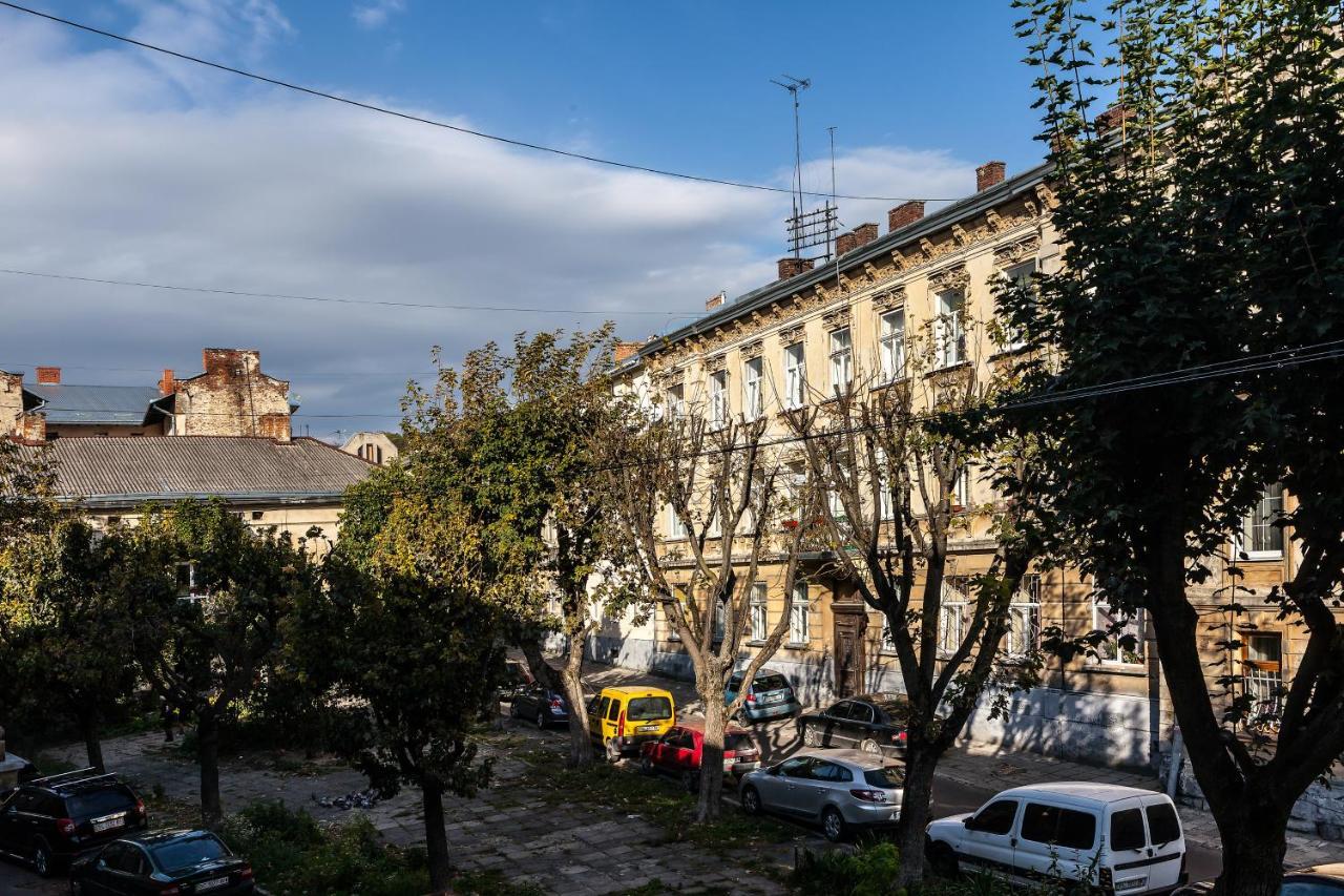 Ostriv Hostel Λβιβ Εξωτερικό φωτογραφία