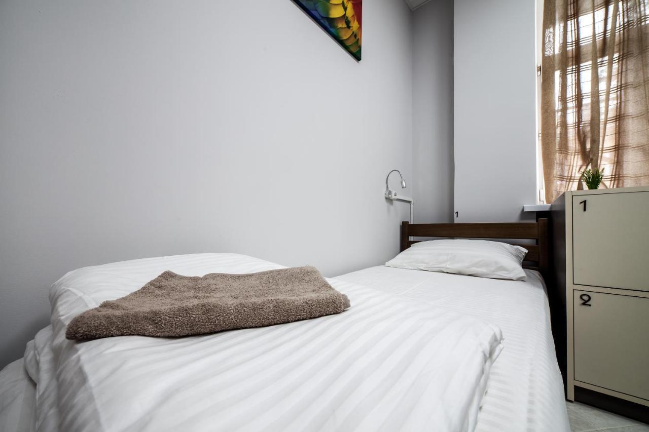 Ostriv Hostel Λβιβ Εξωτερικό φωτογραφία