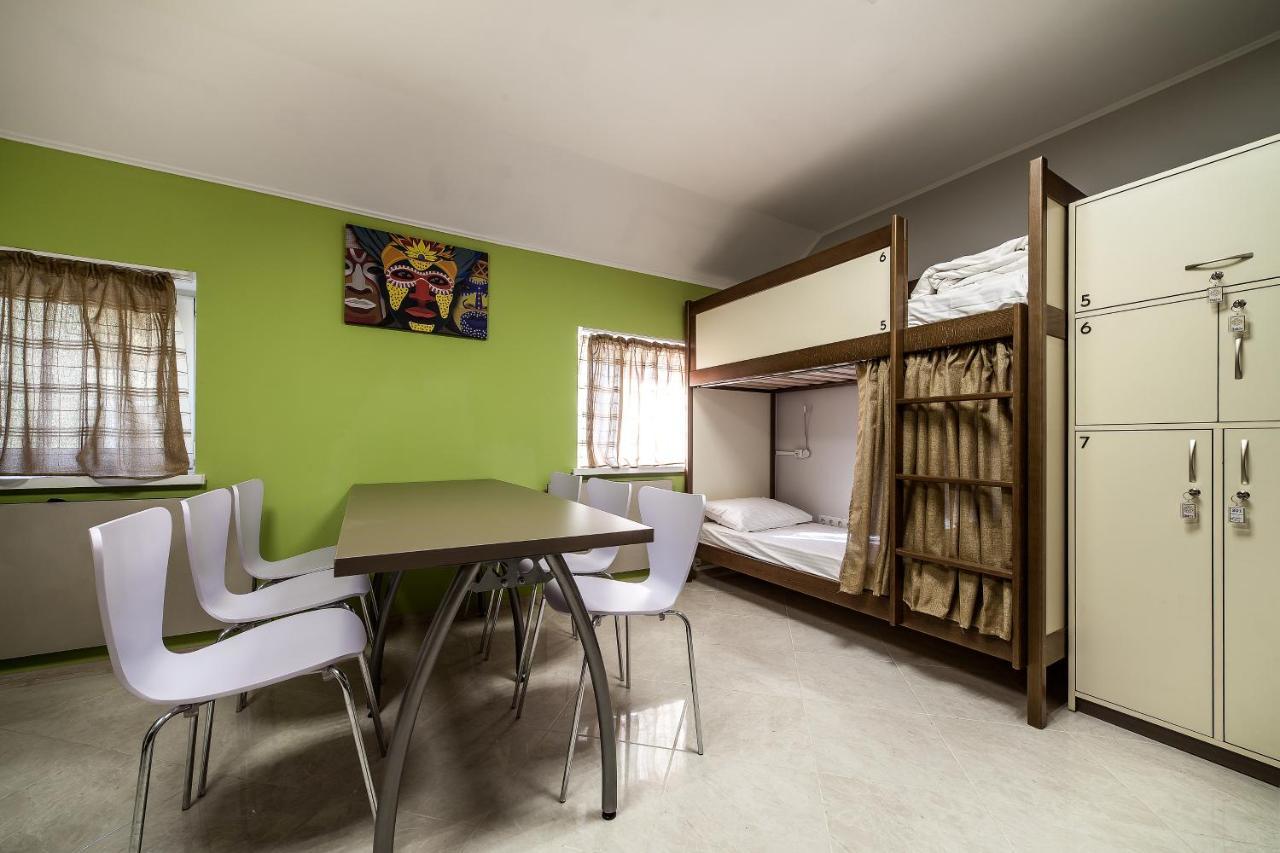 Ostriv Hostel Λβιβ Εξωτερικό φωτογραφία