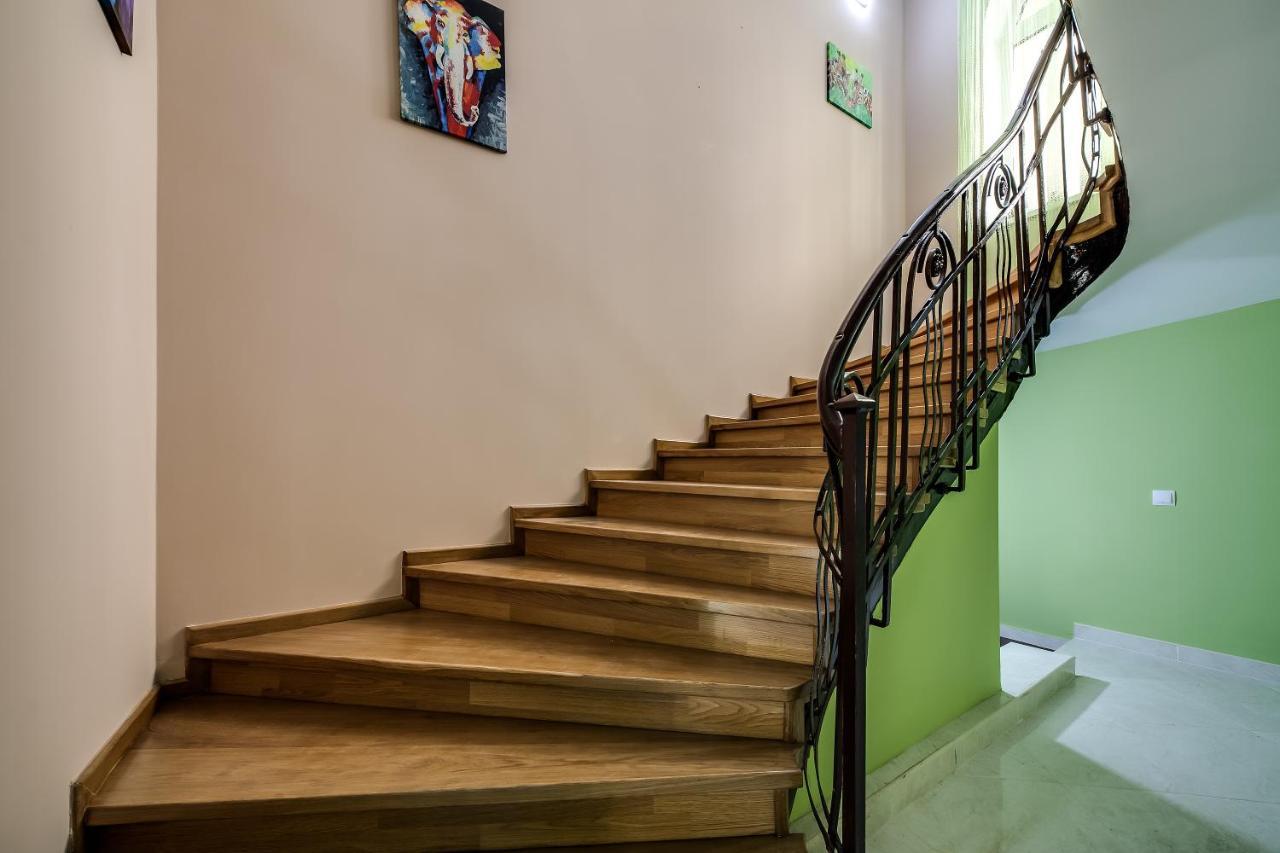 Ostriv Hostel Λβιβ Εξωτερικό φωτογραφία